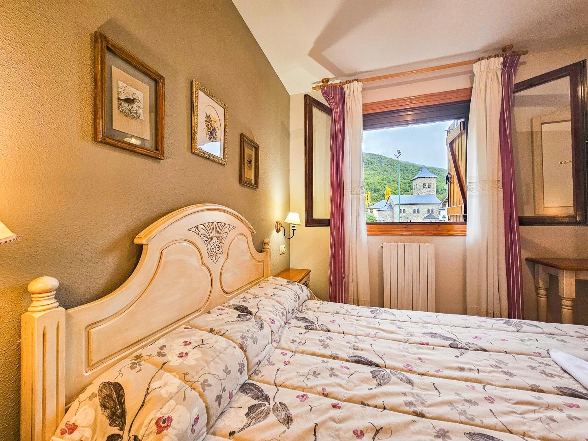 Apartamentos Gavin Biescas 3000 エクステリア 写真