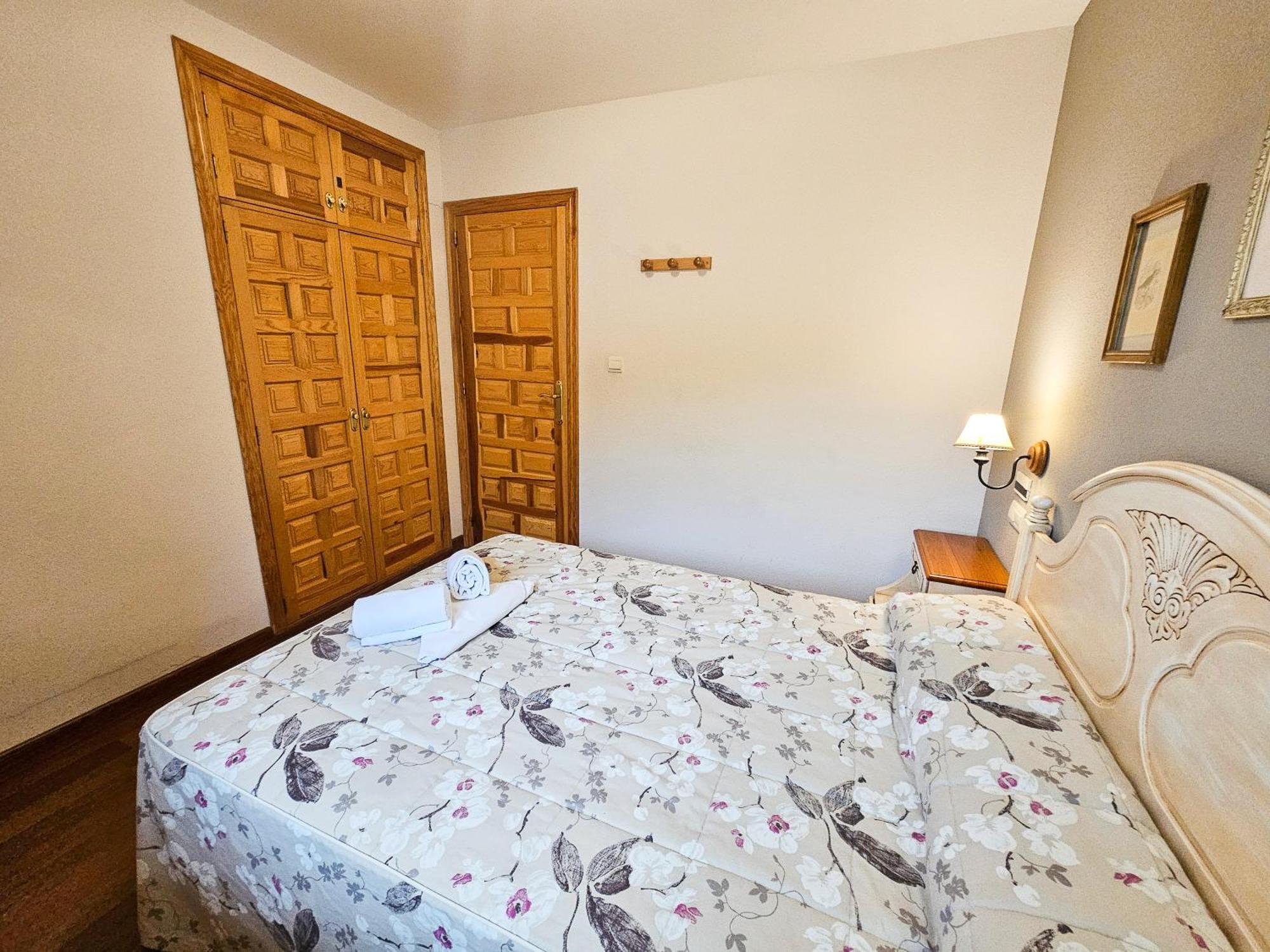 Apartamentos Gavin Biescas 3000 エクステリア 写真