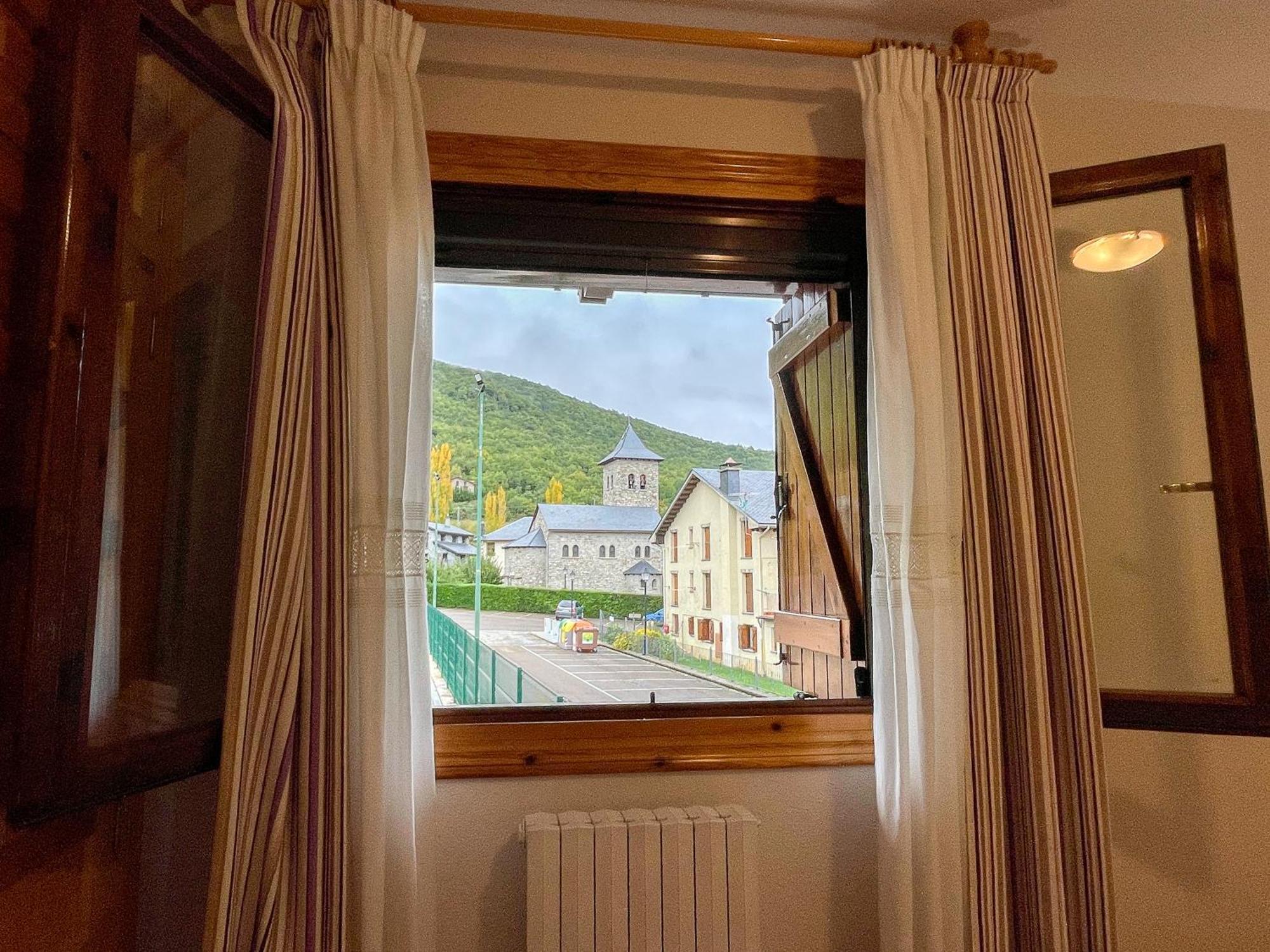 Apartamentos Gavin Biescas 3000 エクステリア 写真